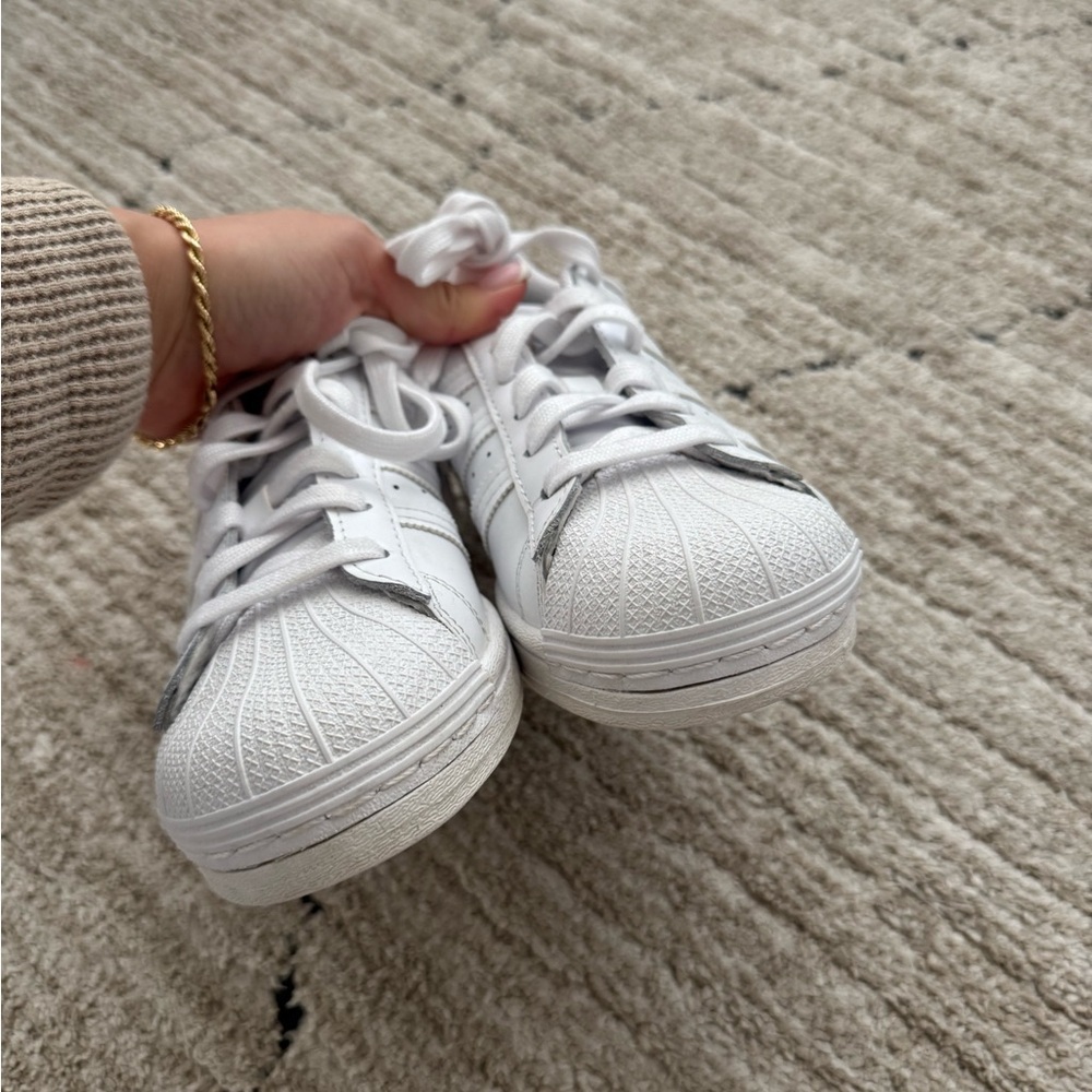 Adidas sneakers white on white size 5 1/2 - Picture 4 of 5